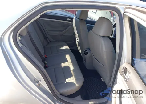 2006 Volkswagen Jetta Tdi from USA, damaged, VIN 3VWRT71K66M012891